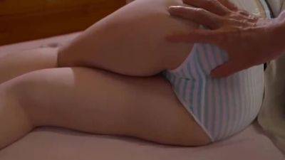 04119,Woman writhing in lewd play - upornia.com - Japan